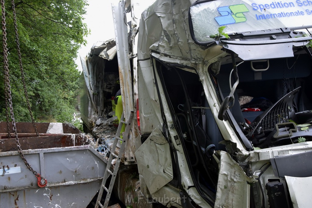 Schwerer VU A 3 Rich Oberhausen Hoehe AK Leverkusen P753.JPG - Miklos Laubert